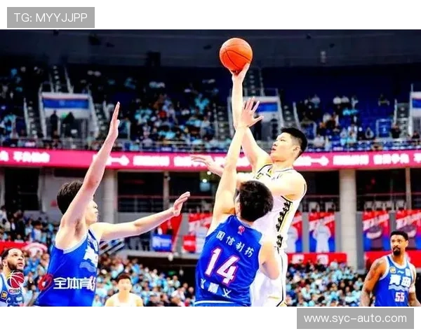 青岛与浙江激战四月十日CBA季后赛 精彩集锦回顾